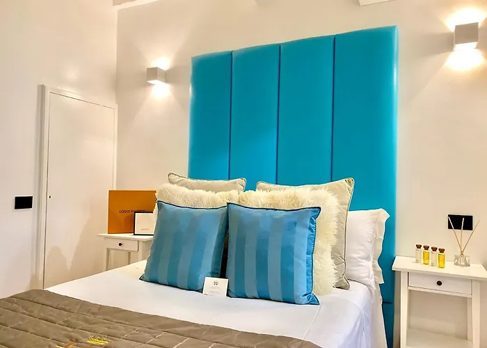 Palace Fontana Di Trevi * Rom